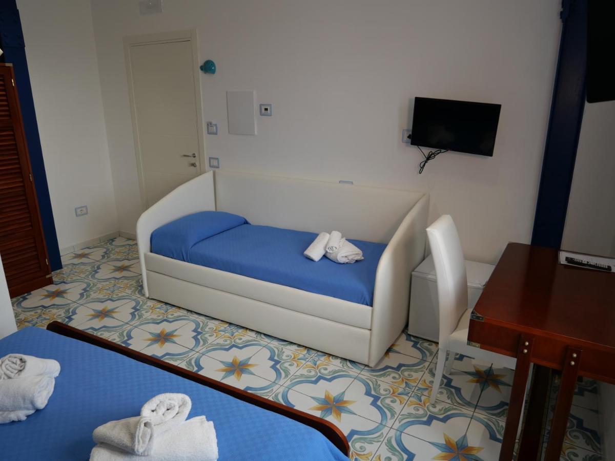 O Guarracino Rooms Palinuro Esterno foto