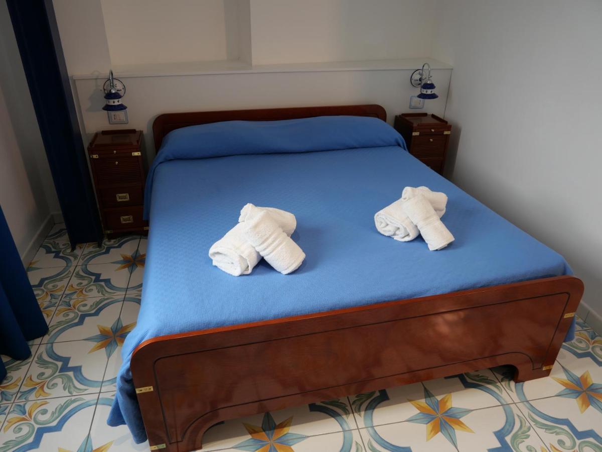 O Guarracino Rooms Palinuro Esterno foto