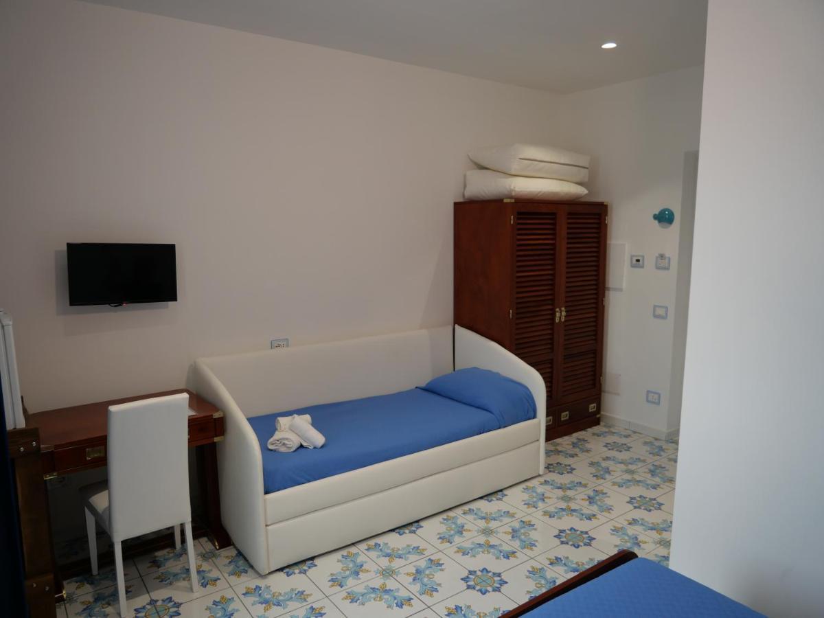 O Guarracino Rooms Palinuro Esterno foto
